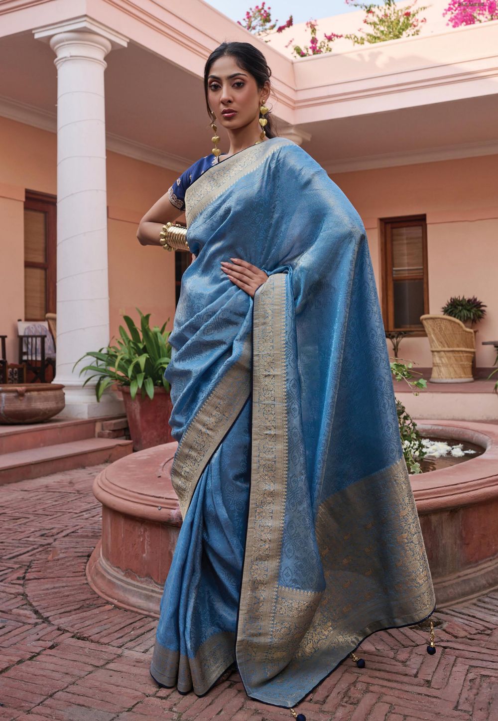 Woven Art Silk Saree in Blue
