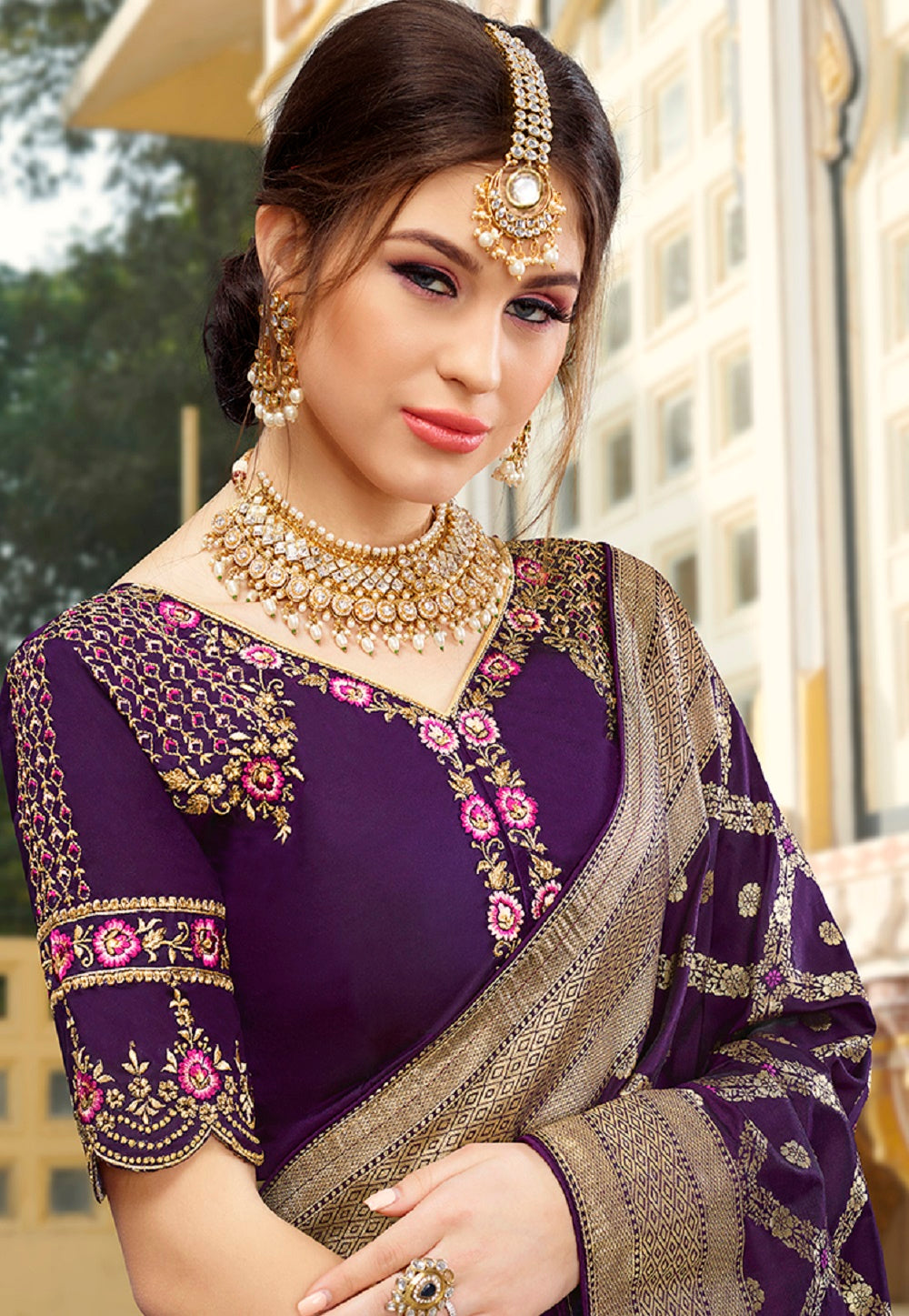 Woven Art Silk Saree in Purple