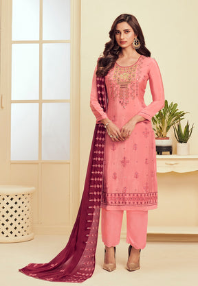 Hand Embroidered Georgette Pakistani Suit in Pink