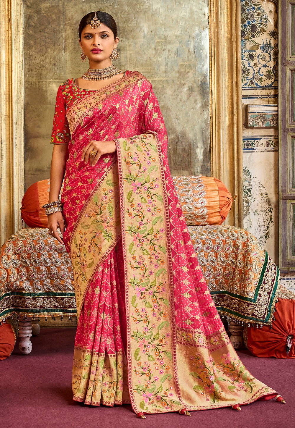 Woven Viscose Silk Saree in Pink